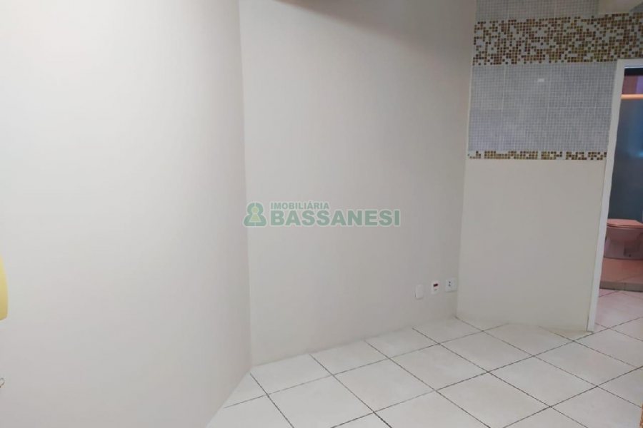 Sala com 45m², no bairro São Pelegrino em Caxias do Sul para Comprar