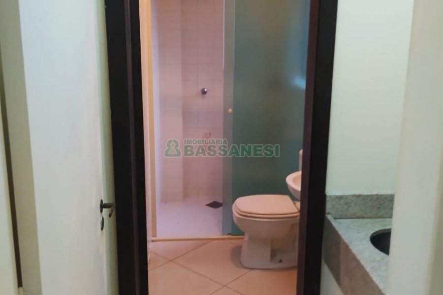 Sala com 45m², no bairro São Pelegrino em Caxias do Sul para Comprar