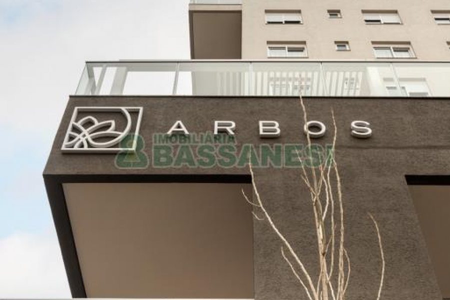 Apartamento com 143m², 3 dormitórios, 2 vagas, no bairro Madureira em Caxias do Sul para Comprar