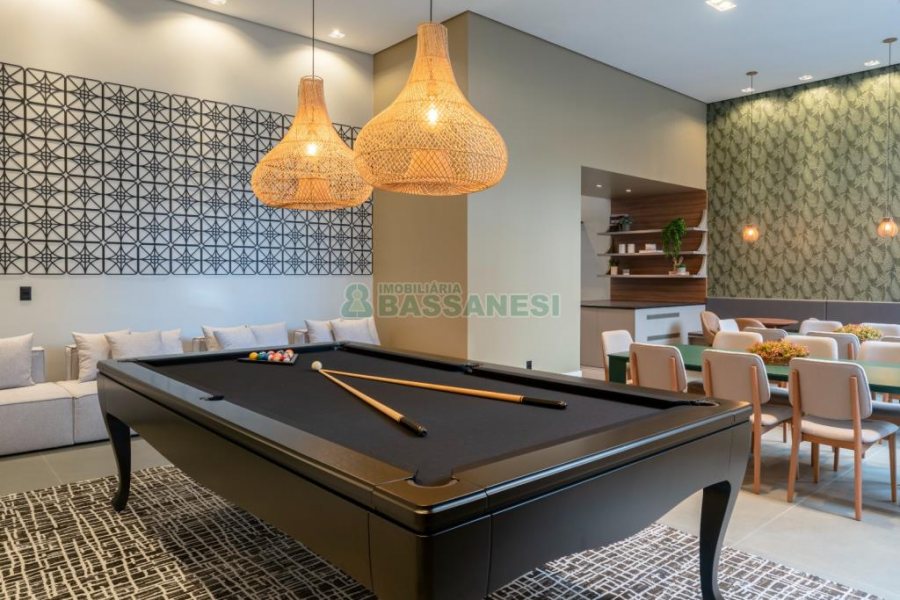 Apartamento com 143m², 3 dormitórios, 2 vagas, no bairro Madureira em Caxias do Sul para Comprar