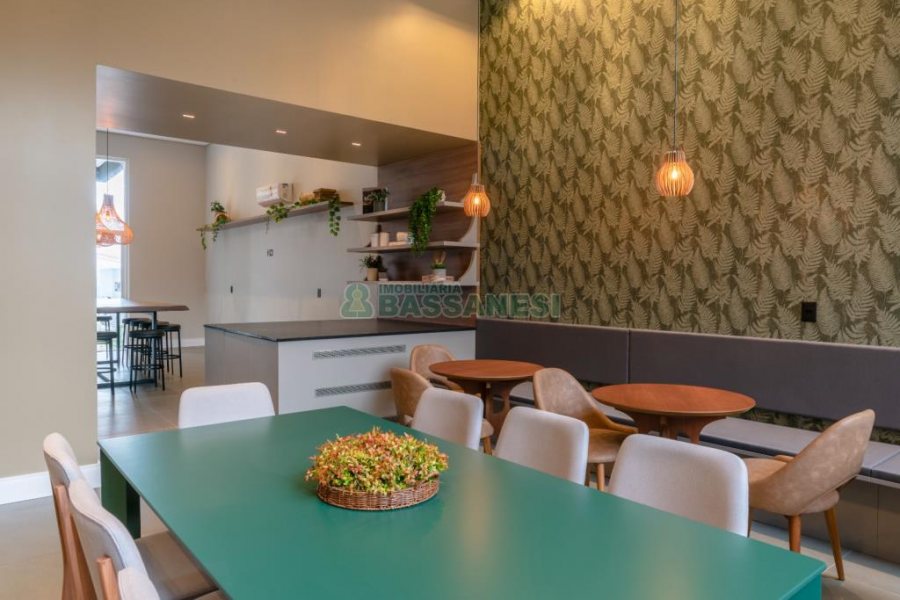 Apartamento com 143m², 3 dormitórios, 2 vagas, no bairro Madureira em Caxias do Sul para Comprar