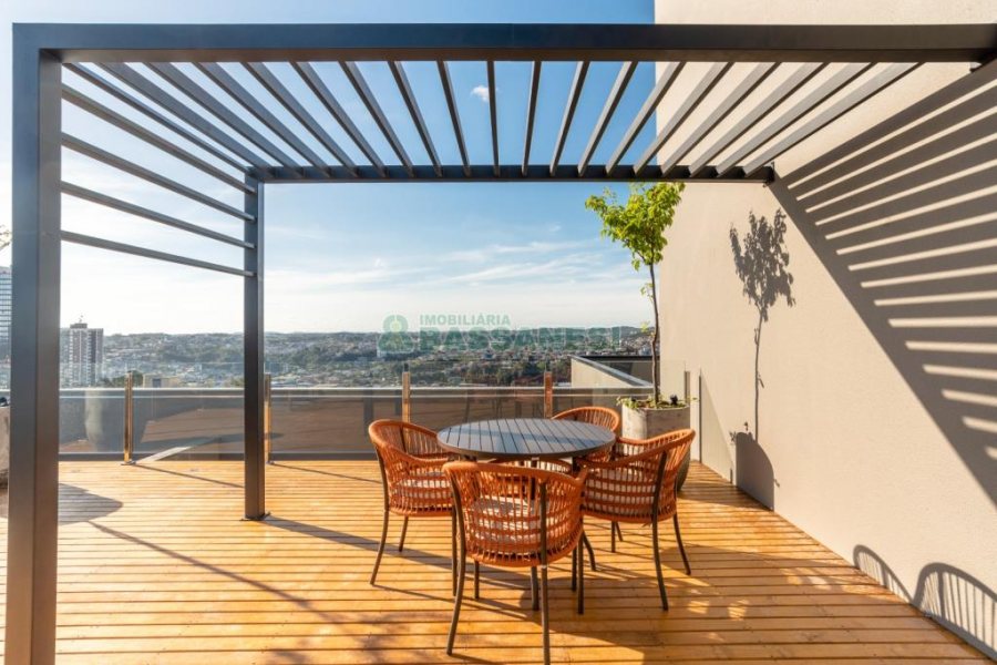 Apartamento com 143m², 3 dormitórios, 2 vagas, no bairro Madureira em Caxias do Sul para Comprar