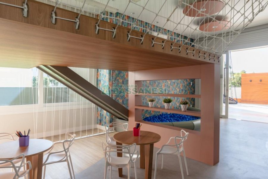 Apartamento com 143m², 3 dormitórios, 2 vagas, no bairro Madureira em Caxias do Sul para Comprar