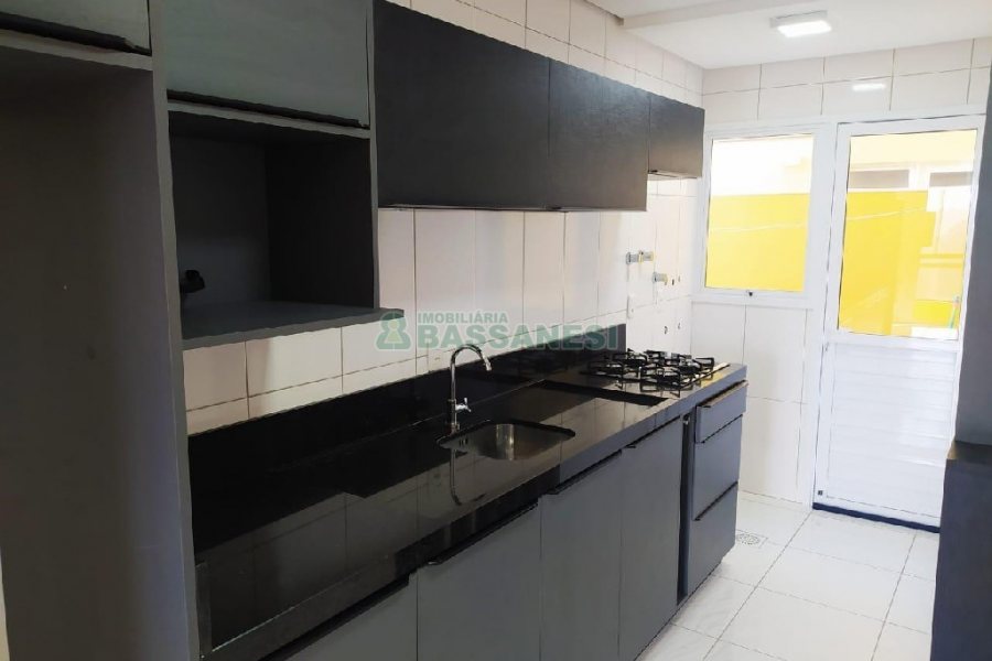Apartamento com 70m², 2 dormitórios, 1 vaga, no bairro Bela Vista em Caxias do Sul para Alugar