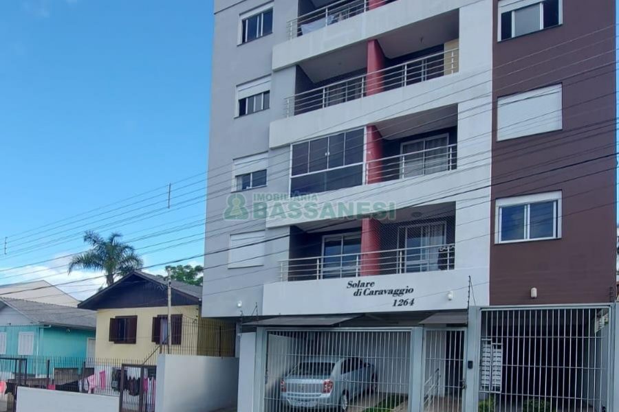 Apartamento com 44m², 2 dormitórios, 1 vaga, no bairro Pioneiro em Caxias do Sul para Comprar