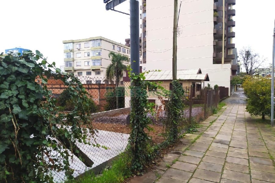 Terreno com 1276m², no bairro São Pelegrino em Caxias do Sul para Alugar