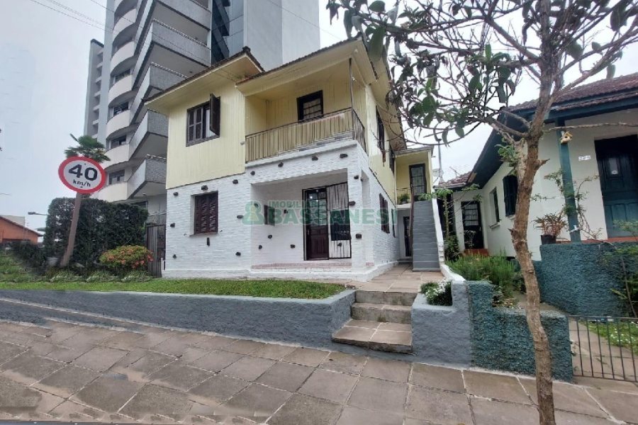 Sala com 30m², no bairro Panazzolo em Caxias do Sul para Alugar