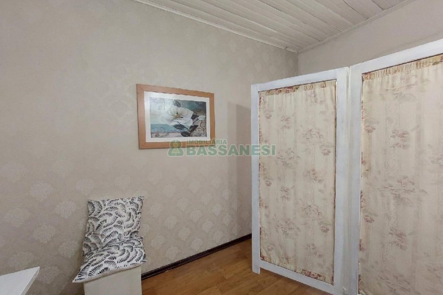 Sala com 30m², no bairro Panazzolo em Caxias do Sul para Alugar