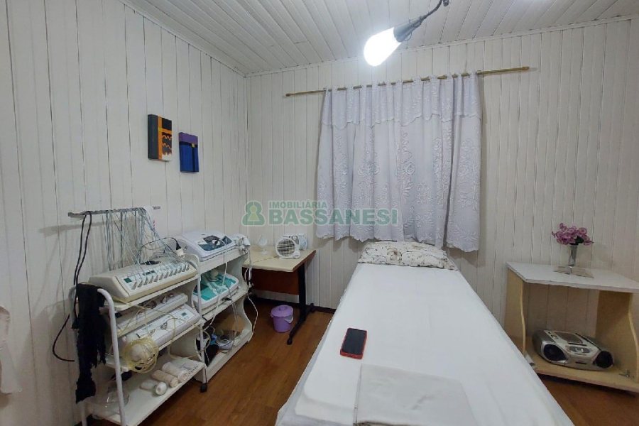 Sala com 30m², no bairro Panazzolo em Caxias do Sul para Alugar