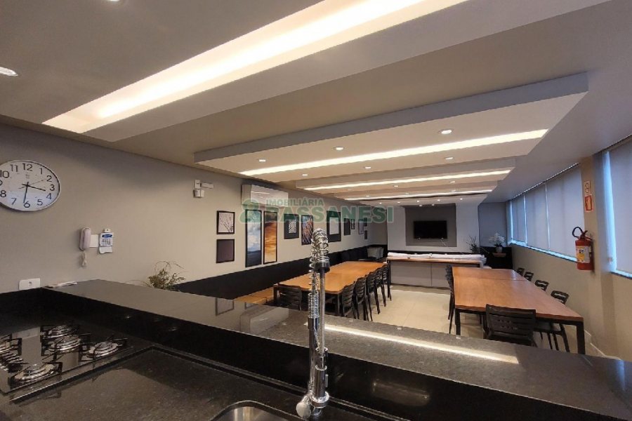 Apto Mobiliado com 85m², 2 dormitórios, 2 vagas, no bairro Panazzolo em Caxias do Sul para Alugar