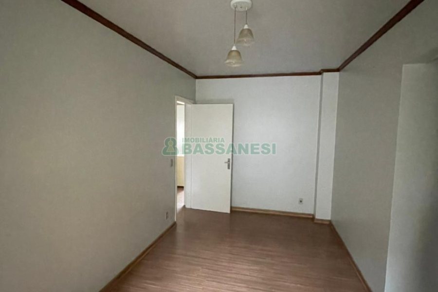 Apartamento com 45m², 1 dormitório, 1 vaga, no bairro São Pelegrino em Caxias do Sul para Comprar