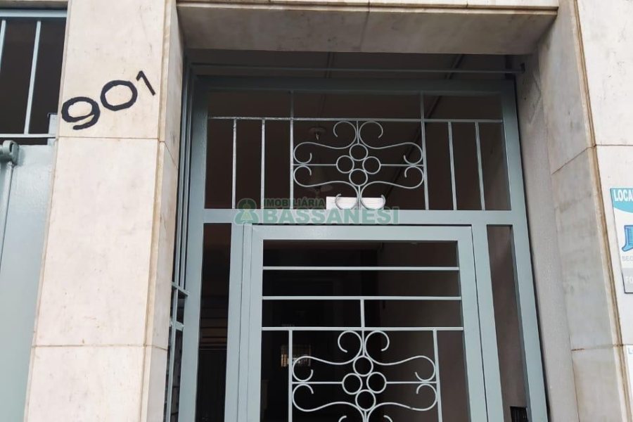 Apartamento com 45m², 1 dormitório, 1 vaga, no bairro São Pelegrino em Caxias do Sul para Comprar