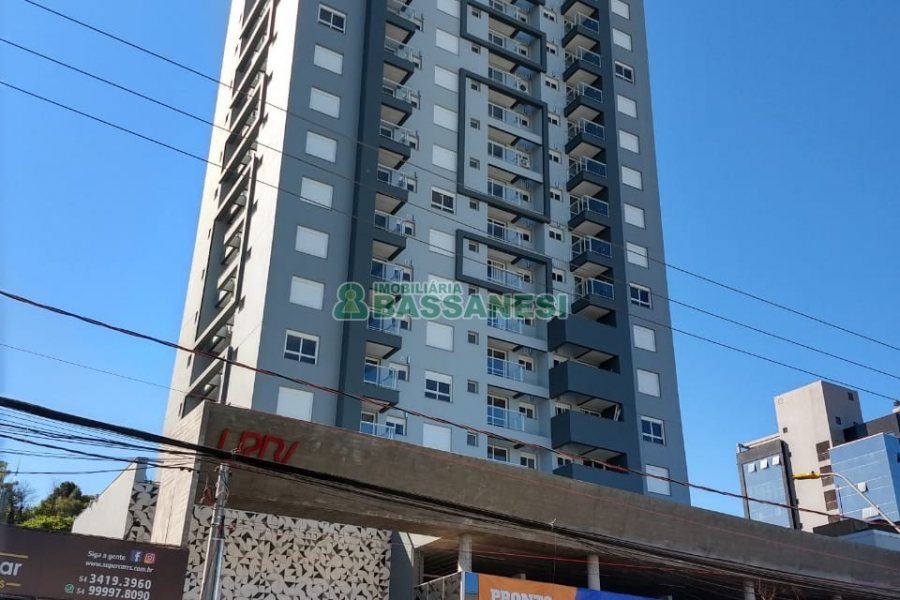 Apto Mobiliado com 40m², 1 dormitório, 1 vaga, no bairro Lourdes em Caxias do Sul para Alugar