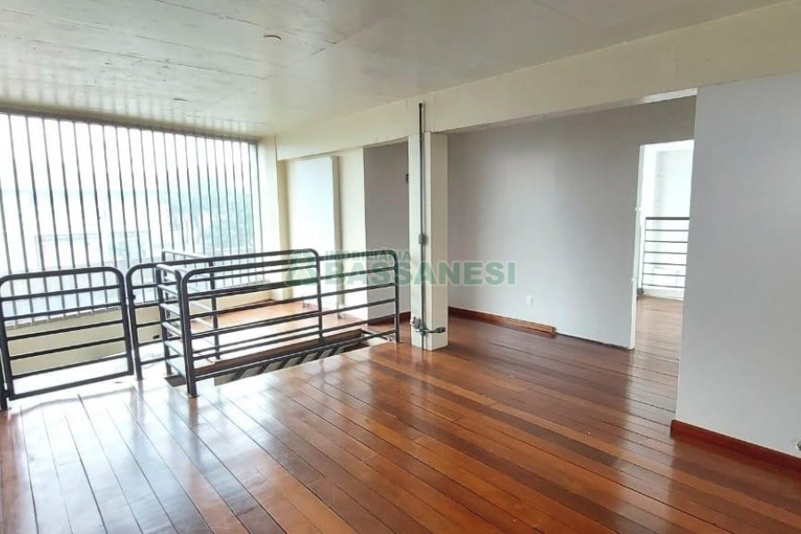 Loja com 110m², no bairro Santa Catarina em Caxias do Sul para Alugar