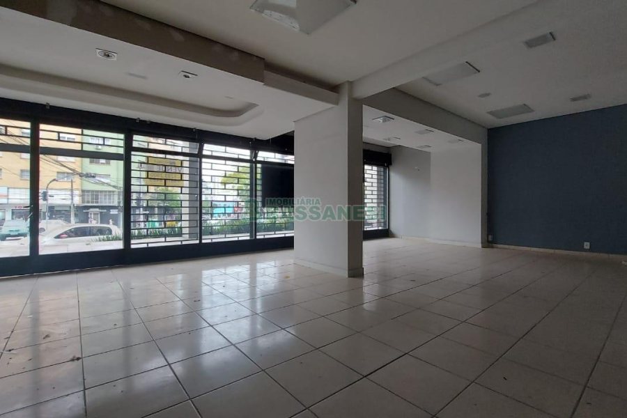 Loja com 142m², no bairro São Pelegrino em Caxias do Sul para Alugar ou Comprar