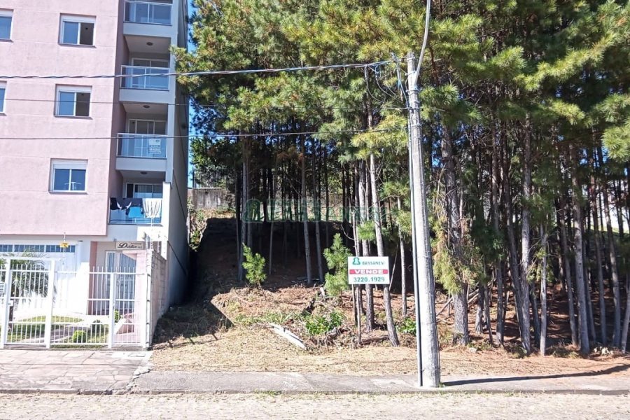Terreno, no bairro Kayser em Caxias do Sul para Comprar