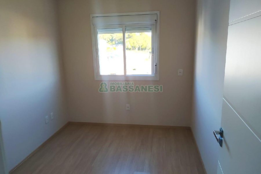 Apartamento com 60m², 2 dormitórios, 1 vaga, no bairro São Luiz em Caxias do Sul para Comprar