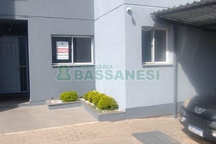 Apartamento com 47m², 2 dormitórios, 1 vaga, no bairro Cidade Industrial em Caxias do Sul para Comprar