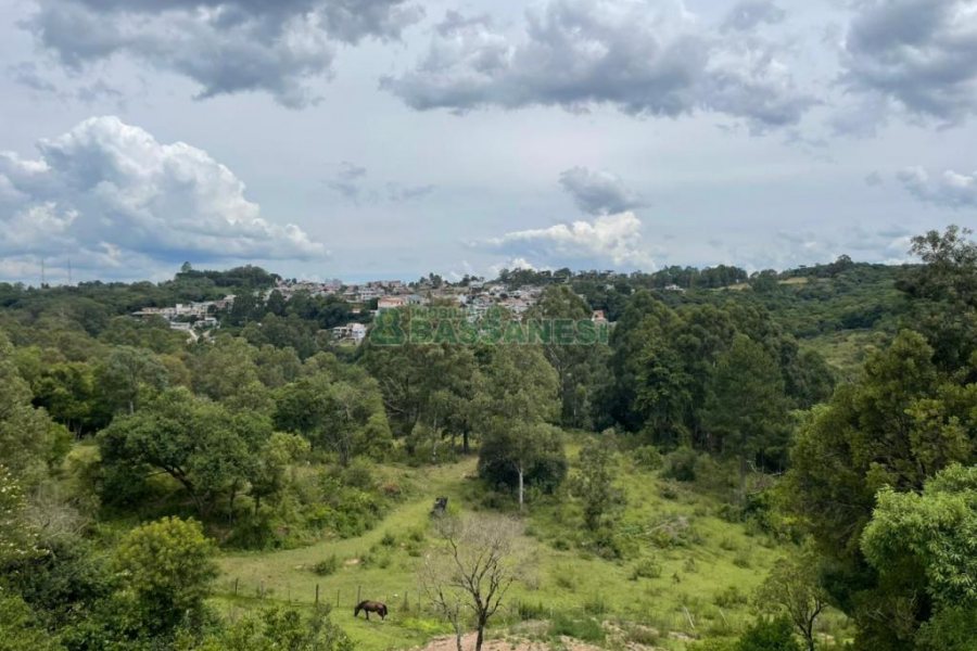 Terreno com 67996m², no bairro São Ciro em Caxias do Sul para Comprar