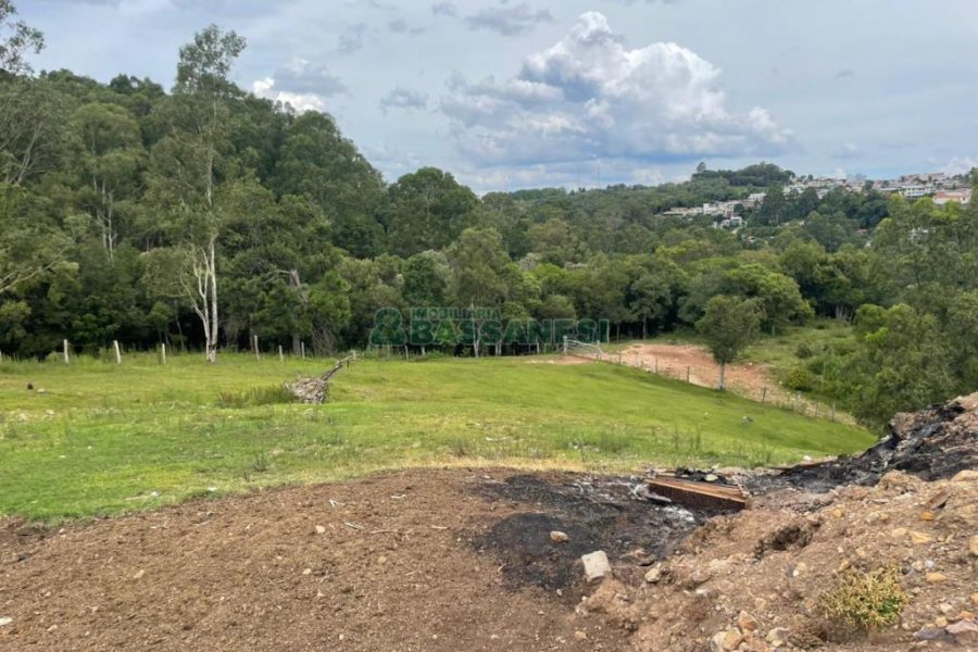 Terreno com 67996m², no bairro São Ciro em Caxias do Sul para Comprar