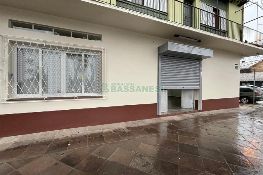 Loja com 120m², no bairro São José em Caxias do Sul para Alugar