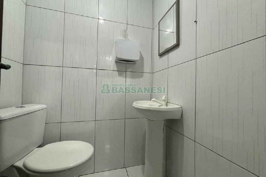 Loja com 120m², no bairro São José em Caxias do Sul para Alugar