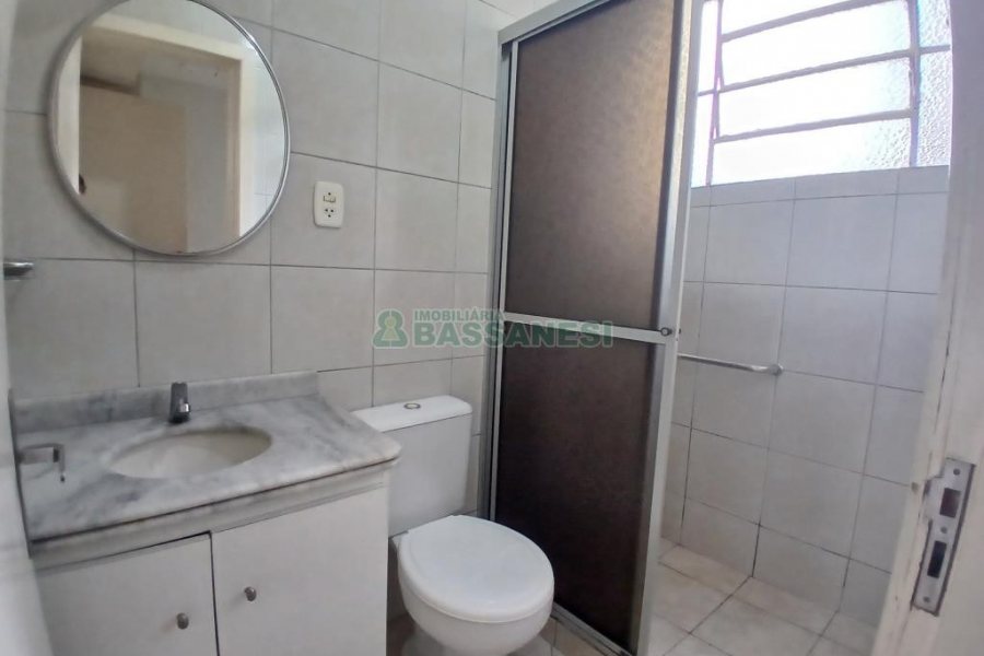 Apto Mobiliado com 40m², 1 dormitório, no bairro São Pelegrino em Caxias do Sul para Comprar