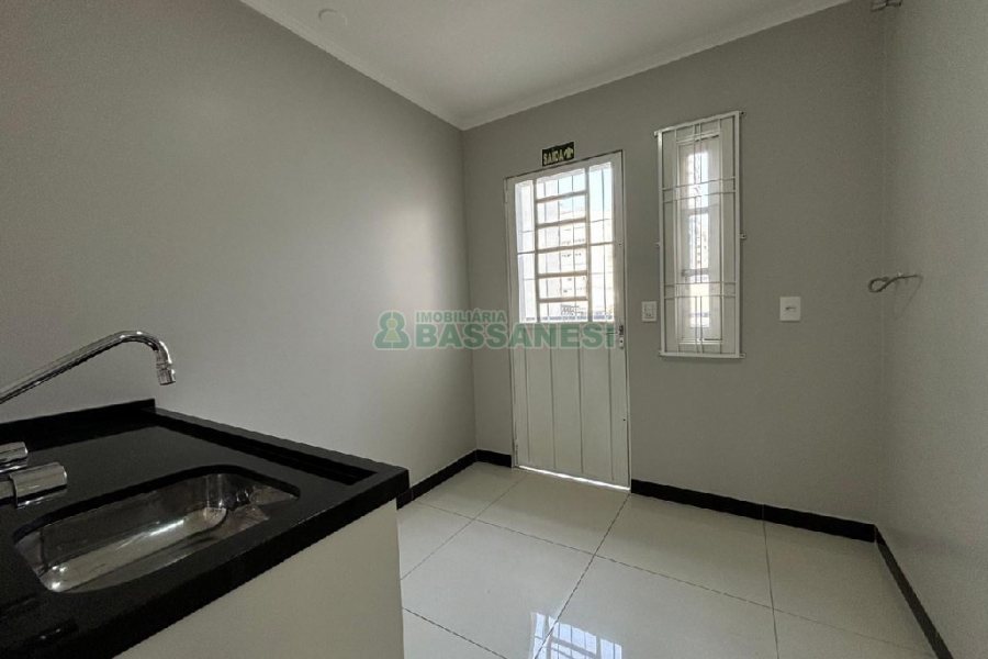 Loja com 57m², no bairro Lourdes em Caxias do Sul para Alugar