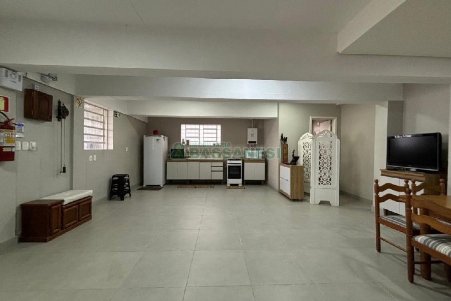 Loja com 57m², no bairro Lourdes em Caxias do Sul para Alugar