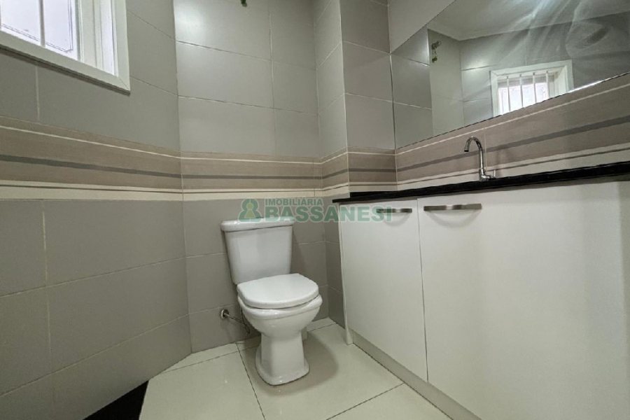 Loja com 57m², no bairro Lourdes em Caxias do Sul para Alugar