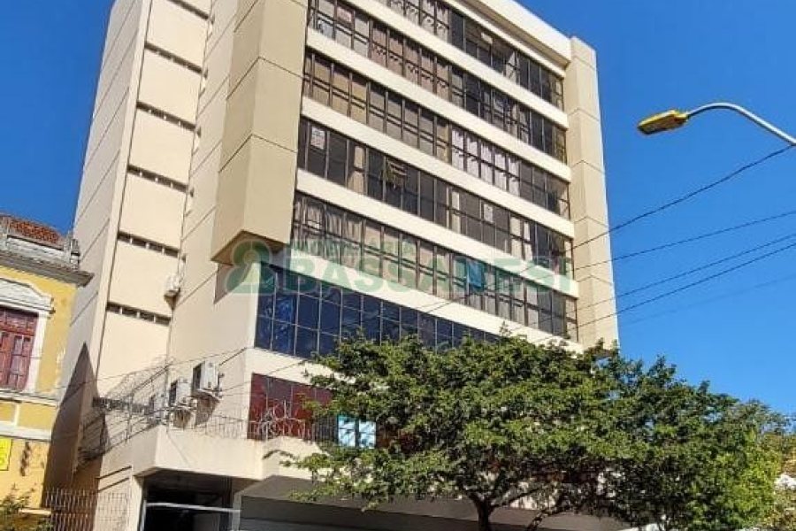 Sala com 44m², no bairro Centro em Caxias do Sul para Comprar