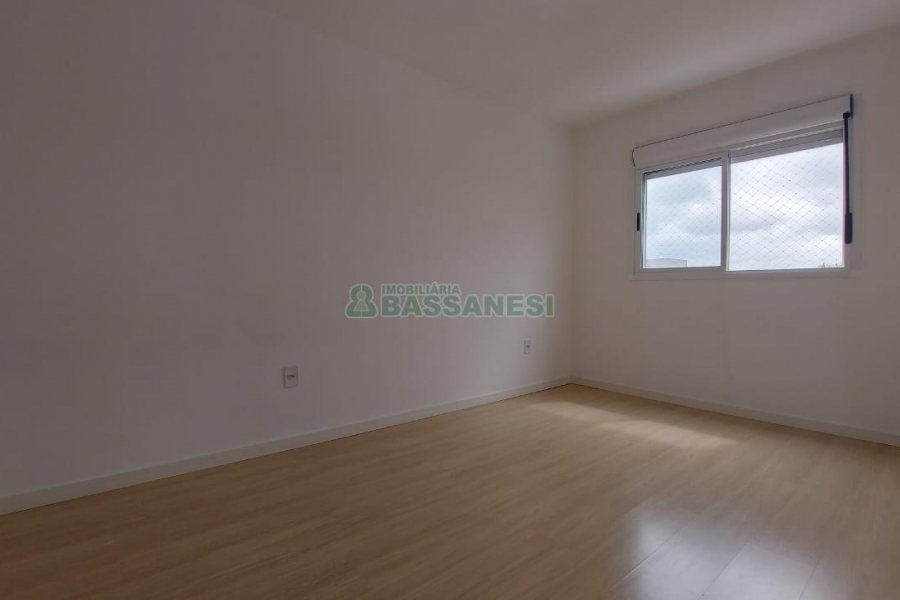 Apartamento com 53m², 2 dormitórios, 1 vaga, no bairro Santa Lúcia em Caxias do Sul para Alugar