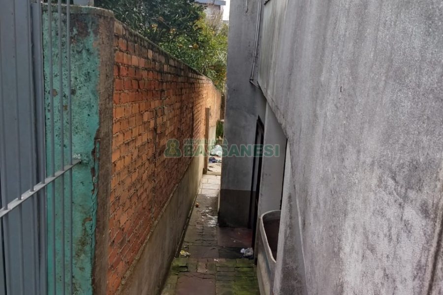 Casa com 100m², 3 dormitórios, no bairro Sagrada Família em Caxias do Sul para Comprar