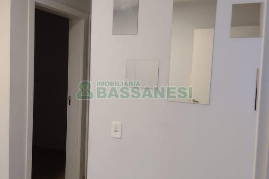 Apartamento com 56m², 2 dormitórios, 1 vaga, no bairro Desvio Rizzo em Caxias do Sul para Comprar