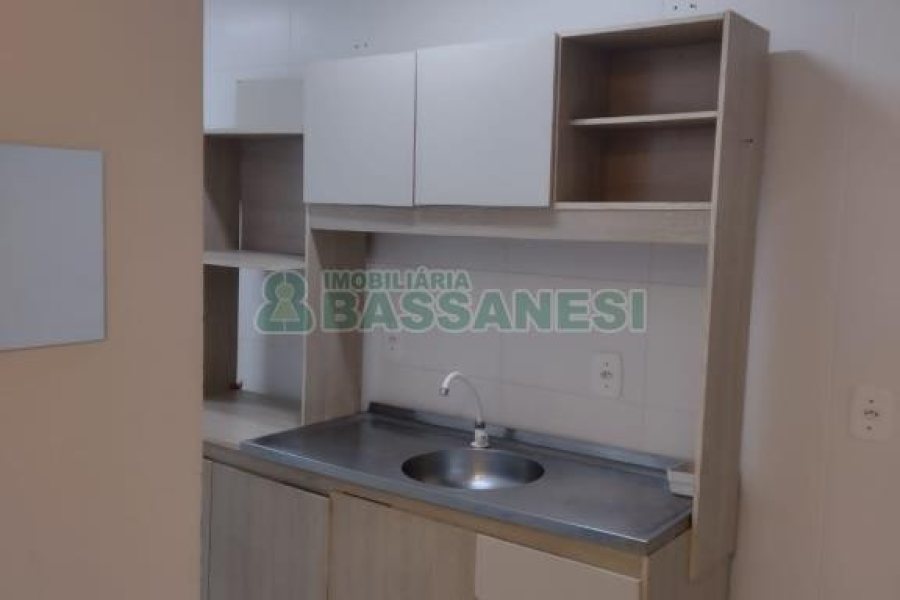 Apartamento com 56m², 2 dormitórios, 1 vaga, no bairro Desvio Rizzo em Caxias do Sul para Comprar
