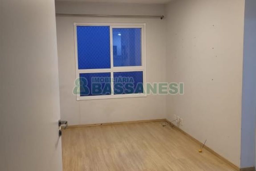 Apartamento com 56m², 2 dormitórios, 1 vaga, no bairro Desvio Rizzo em Caxias do Sul para Comprar