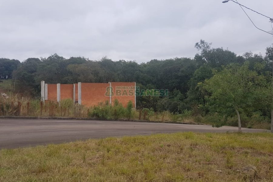 Terreno, no bairro Monte Bérico em Caxias do Sul para Comprar