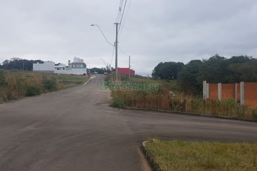 Terreno, no bairro Monte Bérico em Caxias do Sul para Comprar