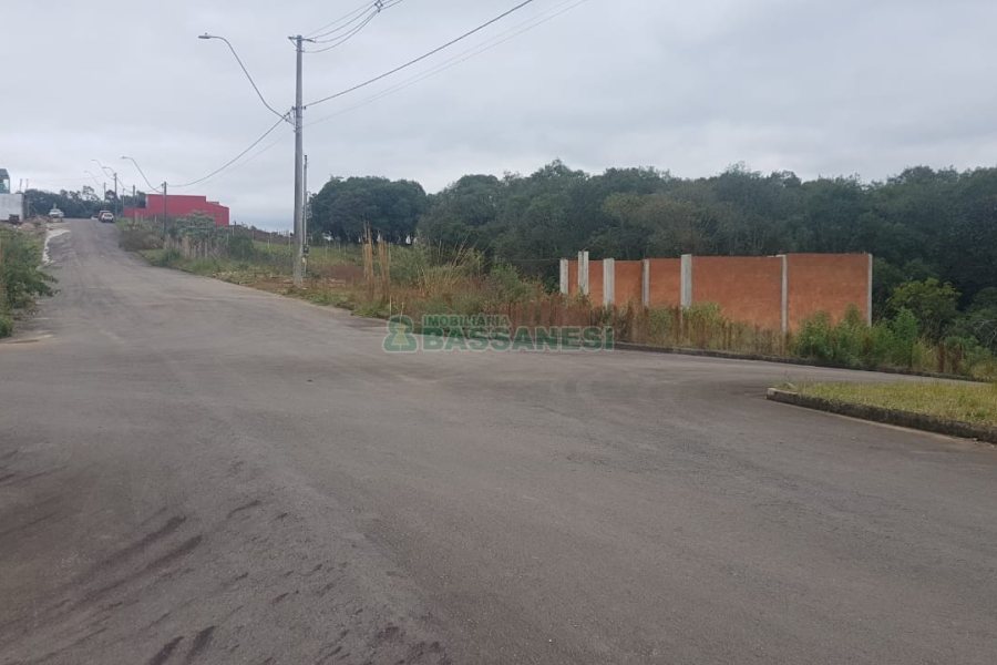 Terreno, no bairro Monte Bérico em Caxias do Sul para Comprar