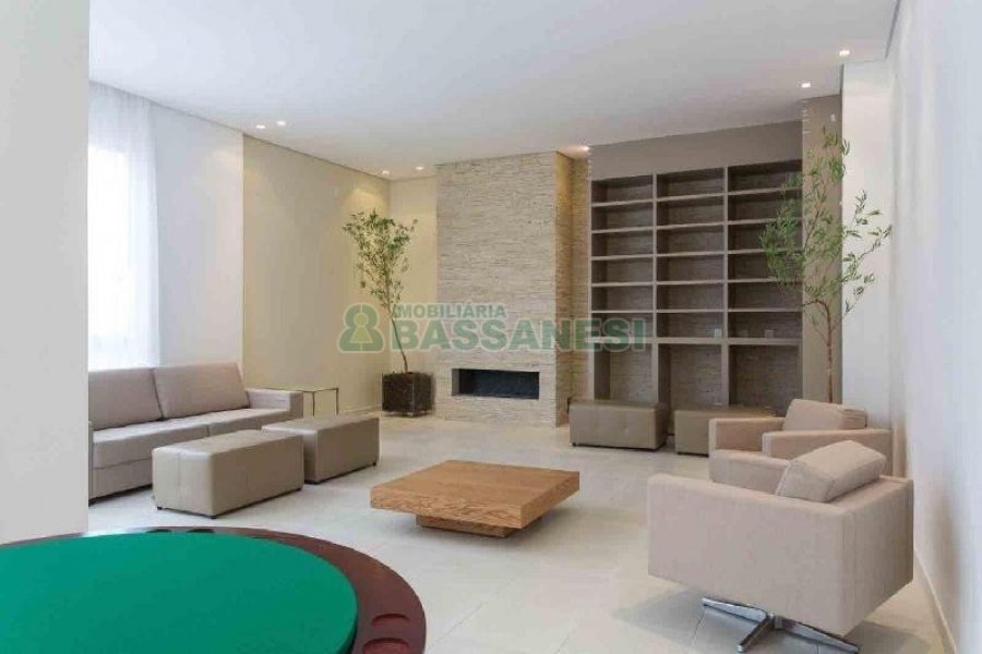 Apto Mobiliado com 111m², 3 dormitórios, 2 vagas, no bairro Cristo Redentor em Caxias do Sul para Alugar