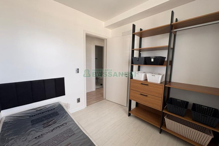 Apto Mobiliado com 111m², 3 dormitórios, 2 vagas, no bairro Cristo Redentor em Caxias do Sul para Alugar