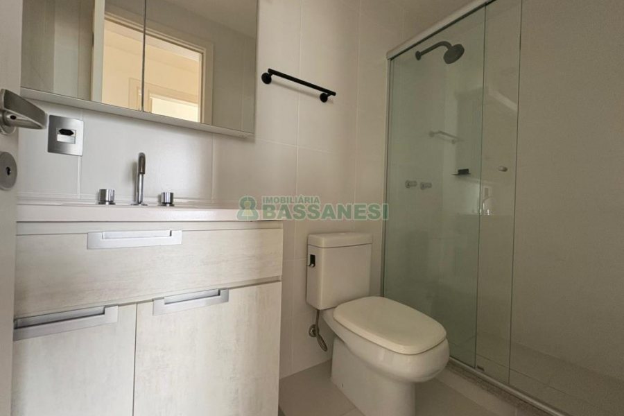 Apto Mobiliado com 111m², 3 dormitórios, 2 vagas, no bairro Cristo Redentor em Caxias do Sul para Alugar