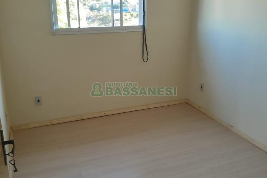 Apartamento com 52m², 2 dormitórios, 1 vaga, no bairro Desvio Rizzo em Caxias do Sul para Comprar