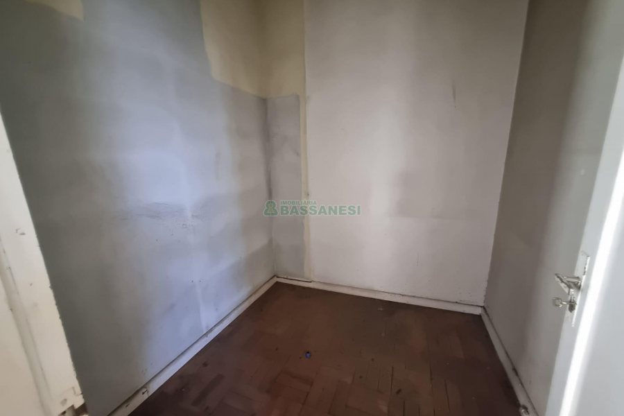 Casa com 224m², 3 dormitórios, 1 vaga, no bairro Lourdes em Caxias do Sul para Alugar ou Comprar