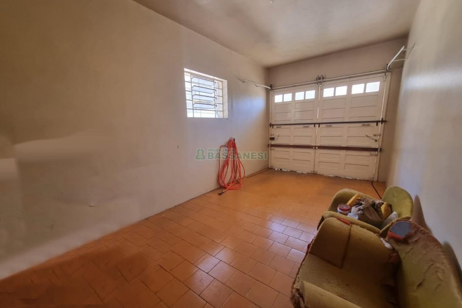 Casa com 224m², 3 dormitórios, 1 vaga, no bairro Lourdes em Caxias do Sul para Alugar ou Comprar