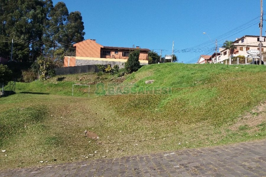 Terreno, no bairro Marechal Floriano em Caxias do Sul para Comprar