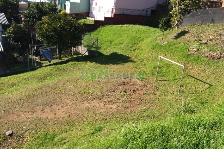 Terreno, no bairro Marechal Floriano em Caxias do Sul para Comprar