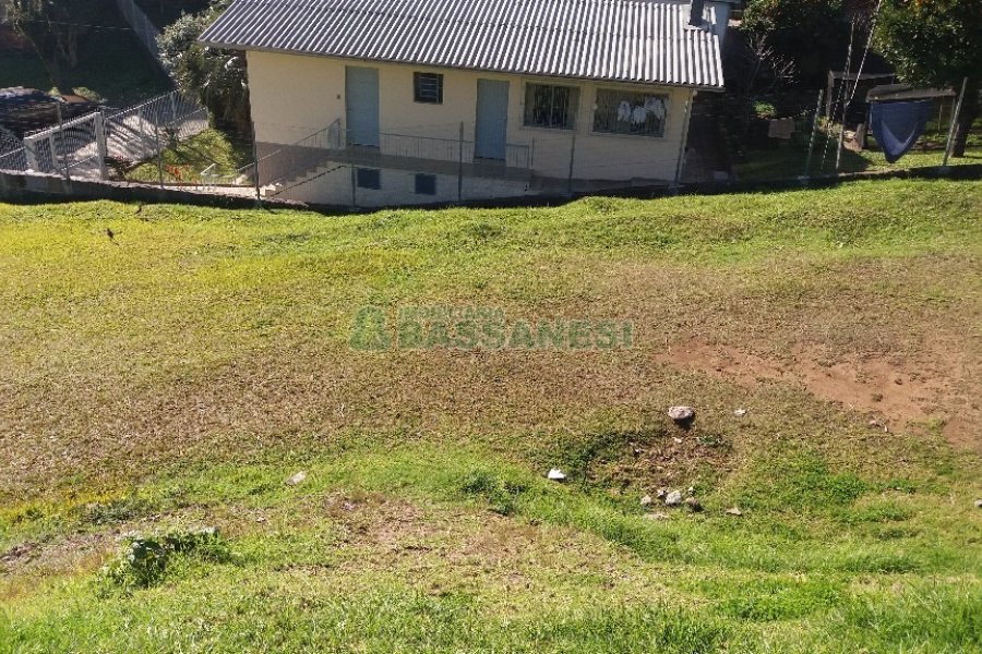 Terreno, no bairro Marechal Floriano em Caxias do Sul para Comprar