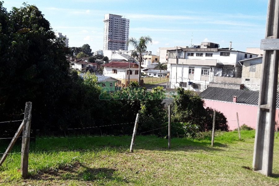 Terreno, no bairro Marechal Floriano em Caxias do Sul para Comprar