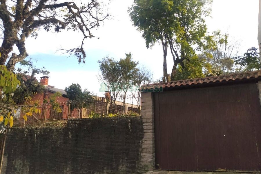 Casa Comercial com 250m², 4 dormitórios, 4 vagas, no bairro Lourdes em Caxias do Sul para Alugar ou Comprar